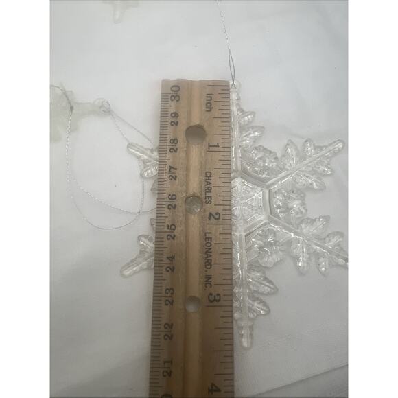 Christmas Snowflake Clear And Frosted Tree Ornaments Set Of 11 - Picture 5 of 5